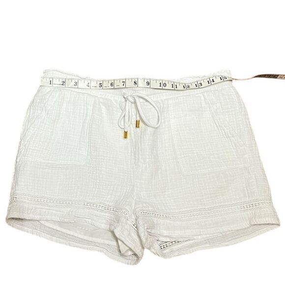 La Blanca Seaside Beach Shorts High Waist White Shorts with Lace Trim, Size S? - Picture 8 of 10